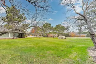 211 Briarwood Pass, Oak Brook, IL 60523 - Photo 38