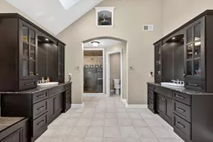 39W696 Henry David Thoreau Pl, Saint Charles, IL 60175 - Photo 26