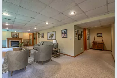 920 Mesa Drive, Freeport, IL 61032 - Photo 16