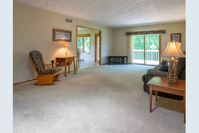 920 Mesa Drive, Freeport, IL 61032 - Photo 4