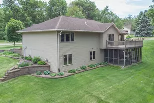 920 Mesa Dr, Freeport, IL 61032 - Photo 24