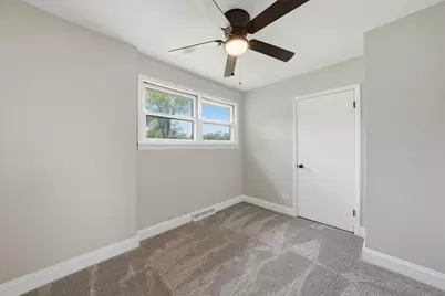 13409 S Komenski Avenue, Robbins, IL 60472 - Photo 20