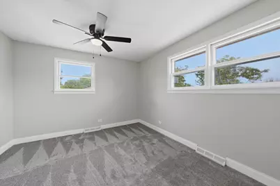 13409 S Komenski Avenue, Robbins, IL 60472 - Photo 22