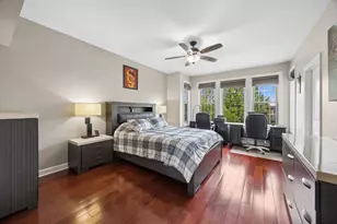 6635 W 64th Pl, Chicago, IL 60638 - Photo 14