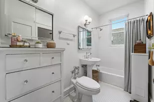 644 W Melrose St, Chicago, IL 60657 - Photo 10