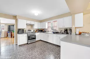2457 N Nordica Ave, Chicago, IL 60707 - Photo 10