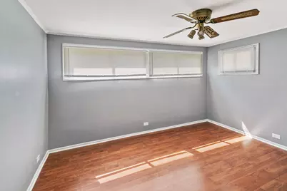 17561 Hillside Avenue, Homewood, IL 60430 - Photo 8