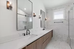 2512 W Polk St, Chicago, IL 60612 - Photo 14