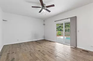 25 Magnolia Dr, Streamwood, IL 60107 - Photo 10