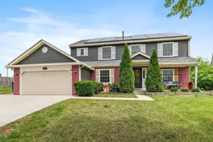 25 Magnolia Dr, Streamwood, IL 60107 - Photo 4