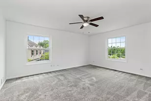 25 Magnolia Dr, Streamwood, IL 60107 - Photo 14