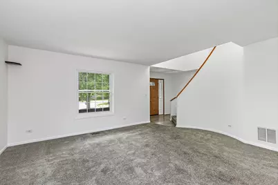 25 Magnolia Drive, Streamwood, IL 60107 - Photo 6