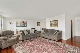 40 N Tower Rd, Oak Brook, IL 60523 - Photo 8