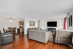 40 N Tower Rd, Oak Brook, IL 60523 - Photo 10
