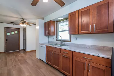 2109 7th Street, Winthrop Harbor, IL 60096 - Photo 8