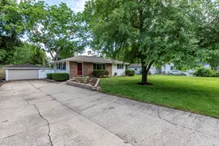 2109 7th St, Winthrop Harbor, IL 60096 - Photo 24
