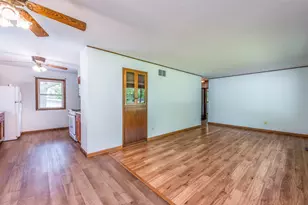 2109 7th St, Winthrop Harbor, IL 60096 - Photo 2
