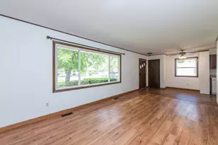 2109 7th St, Winthrop Harbor, IL 60096 - Photo 4
