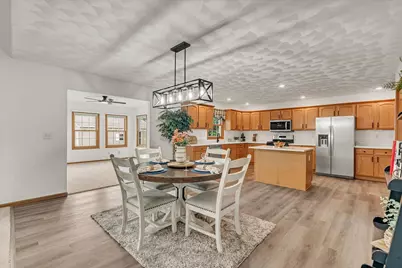14 Quail Hollow Estate, Geneseo, IL 61254 - Photo 12