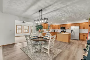 14 Quail Hollow Estate, Geneseo, IL 61254 - Photo 12