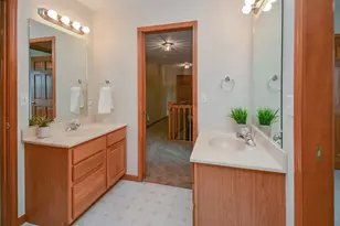 19 Bandecon Way, Bloomington, IL 61704 - Photo 34