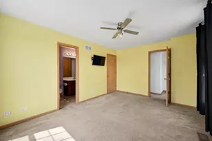 1572 Victoria Park Cir, Aurora, IL 60504 - Photo 18