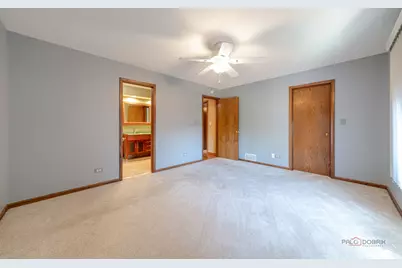 1104 Monroe Street, Wauconda, IL 60084 - Photo 16