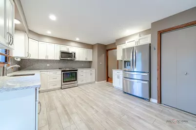 1104 Monroe Street, Wauconda, IL 60084 - Photo 12