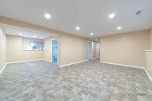 1104 Monroe St, Wauconda, IL 60084 - Photo 22
