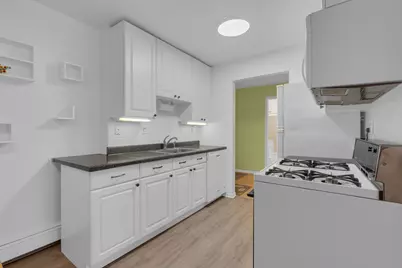 8905 Knight Avenue #208, Des Plaines, IL 60016 - Photo 6