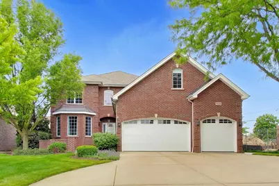 626 N Van Auken Street, Elmhurst, IL 60126 - Photo 1