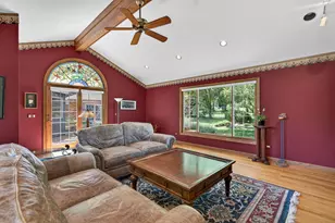 38 Forest Hills Rd, Lake Bluff, IL 60044 - Photo 18