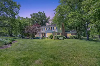 38 Forest Hills Road, Lake Bluff, IL 60044 - Photo 1