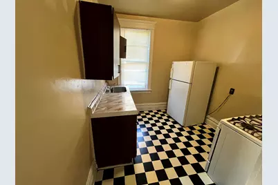 4118 W Cullom Avenue, Chicago, IL 60641 - Photo 4