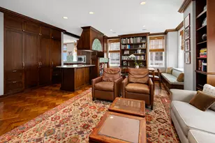 421 W Melrose St, Chicago, IL 60657 - Photo 10
