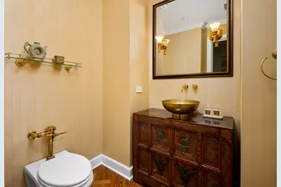 421 W Melrose Street #18BC, Chicago, IL 60657 - Photo 12