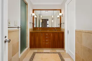 421 W Melrose St, Chicago, IL 60657 - Photo 16