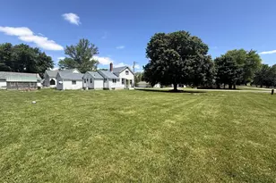 1285 Hickory St, Eldena, IL 61324 - Photo 18