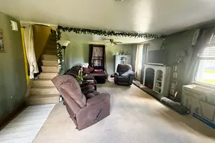 1285 Hickory St, Eldena, IL 61324 - Photo 8
