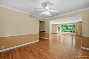 340 Hilkert Ct, Crystal Lake, IL 60014 - Photo 6