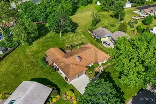 340 Hilkert Ct, Crystal Lake, IL 60014 - Photo 46