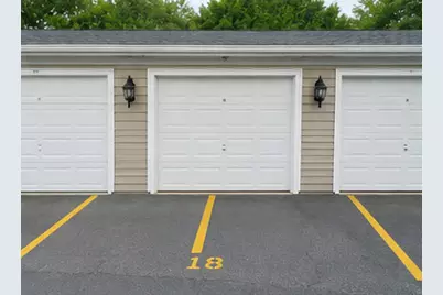 142 E Winchester Road #C, Libertyville, IL 60048 - Photo 12