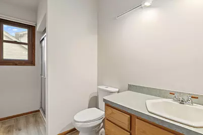 422 Old Country Way, Wauconda, IL 60084 - Photo 12