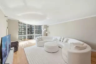 195 N Harbor Dr, Chicago, IL 60601 - Photo 6