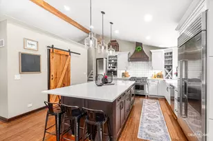 680 Glen Haven Ln, Glen Ellyn, IL 60137 - Photo 8