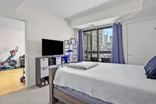 1212 N Wells St, Chicago, IL 60610 - Photo 12