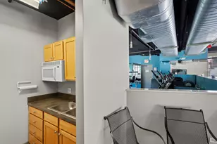 1212 N Wells St, Chicago, IL 60610 - Photo 24