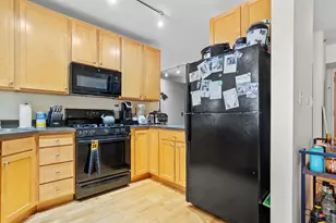 1212 N Wells St, Chicago, IL 60610 - Photo 4