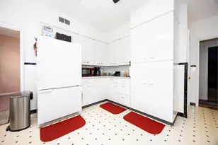 825 W Warmouth St, Salem, IL 62881 - Photo 10