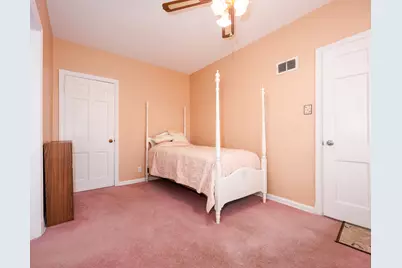 825 W Warmouth Street, Salem, IL 62881 - Photo 28